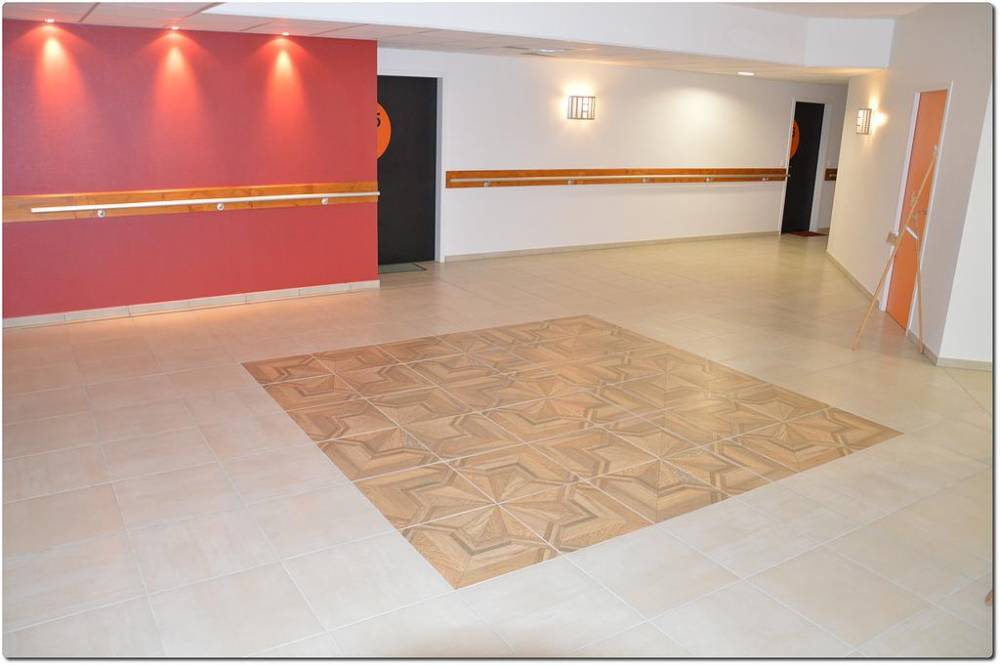 serrano-carrelage-ecole.jpg